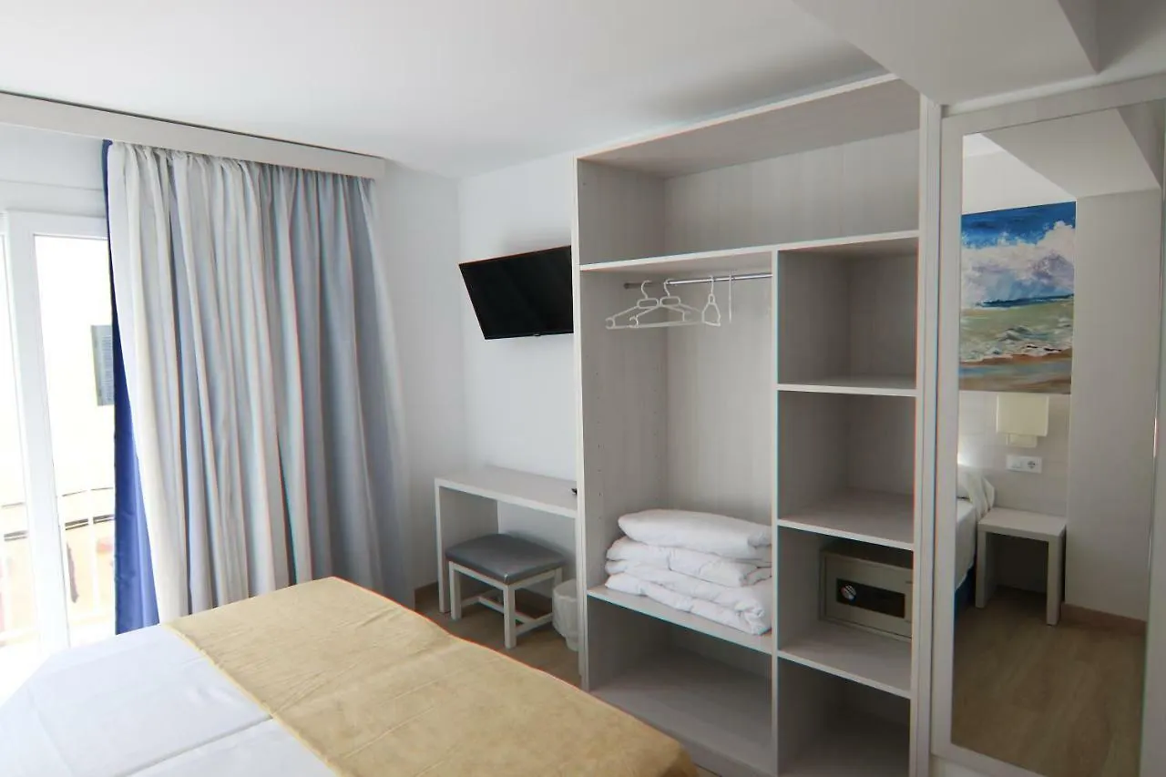 Hostal Cala Ratjada Cala Ratjada  Spain