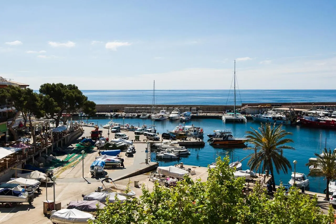 Hostal Cala Ratjada Кала Ратьяда Гостевой дом