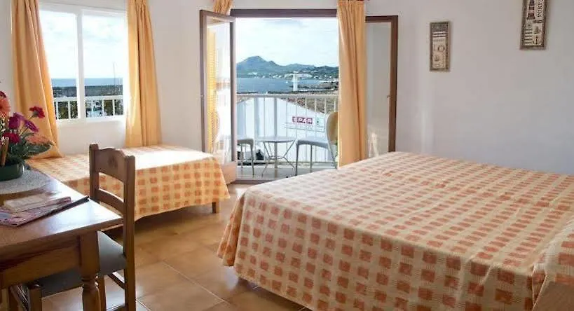 Hostal Cala Ratjada Кала Ратьяда Испания