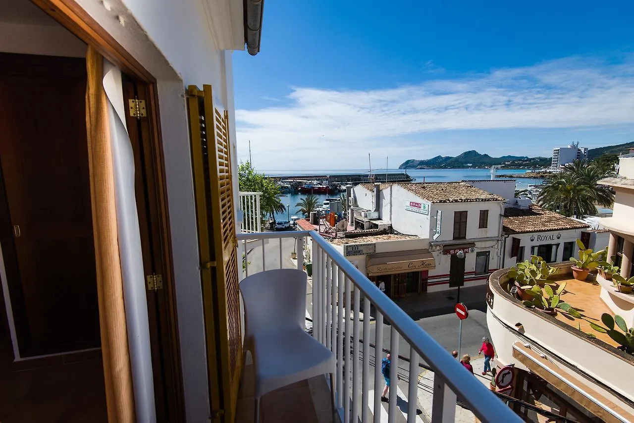 Гостевой дом Hostal Cala Ratjada Кала Ратьяда
