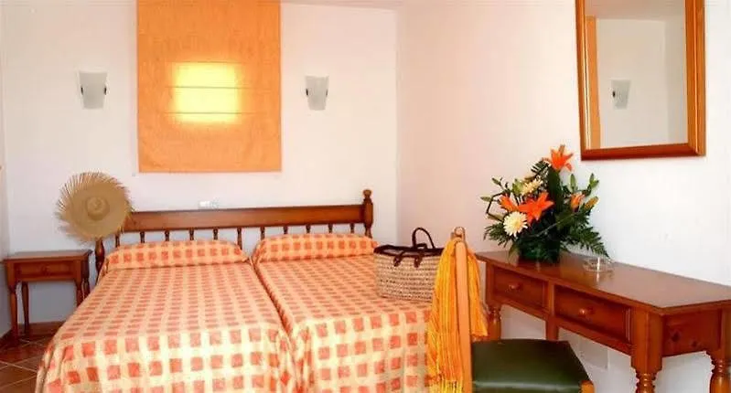 Гостевой дом Hostal Cala Ratjada Кала Ратьяда